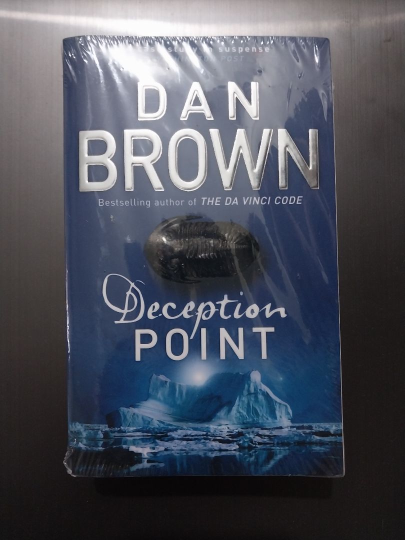 Giao hàng mất 4 ngày, kiện hàng hơi bị móp méo nhưng sách thì được bọc kỹ càng không hư hỏng, giấy trắng còn mới.