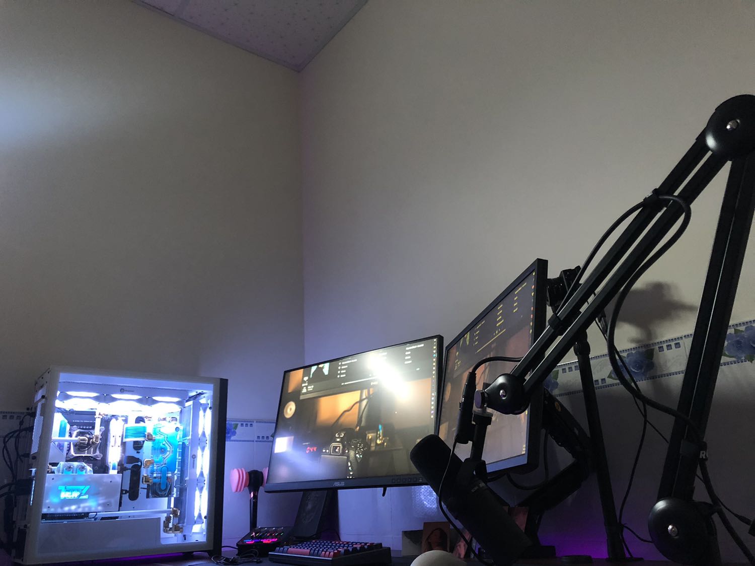 khá chắc chắn giao hàng nhanh chất lượng tốt mọi thứ khá oke