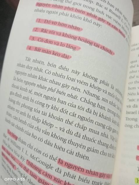 Sách nhận về bìa hơi bị bẩn nhưng mà vì giao hàng nhanh và đóng gói cũng ổn nên vẫn cho 5⭐