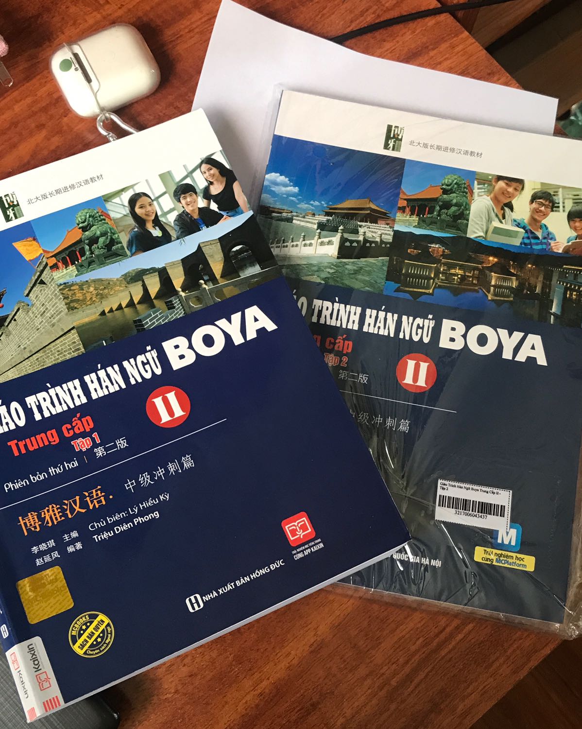 Sách in đẹp, rõ chữ, giá lại còn siêu ưu đãi. Mua sách trên tiki là quá chuẩn rồi