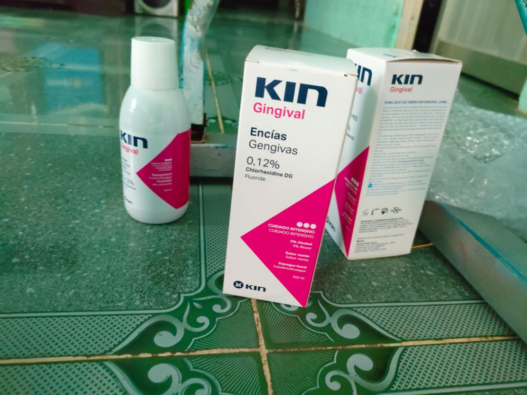 giao hàng nhanh, gói cẩn thận, nước súc miệng thơm dễ chịu. mong hiệu quả