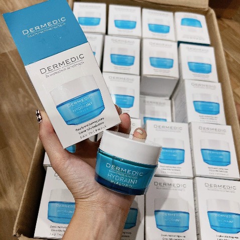 Một cuốn sách cực hay và cảm động với các bài học về việc giữ lời hứa, về việc giữ danh dự, về việc yêu thương những người khác biệt với mình. Sách cho thiếu nhi nhưng bố mẹ nên đọc và đọc cho con nghe!
Ảnh mang tính chất minh họa👌👌