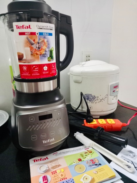 Động cơ mạnh, đa năng, dễ sử dụng. Mình mua đợt sale được tặng thêm cái chảo khá xịn và được áp thêm mã giảm giá siêu hời