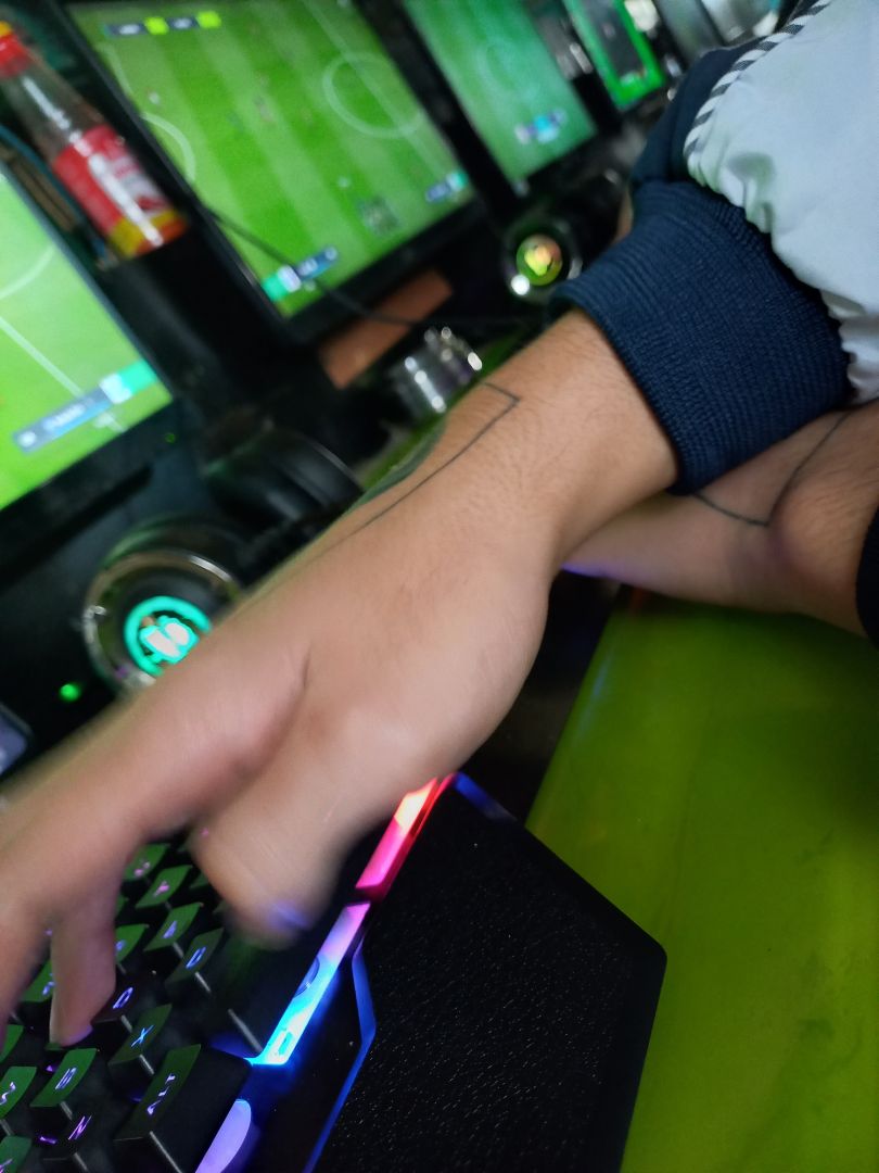 njbjbibknk knlmlmononononono