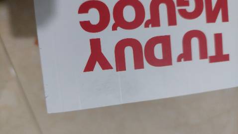 Sách bẩn, toàn dấu vân tay bẩn ở bìa. Lần đầu tiên 1 đơn hàng mà 2 cuốn đều bị tình trạng bẩn như vậy. Sách bẩn, toàn dấu vân tay bẩn ở bìa. Lần đầu tiên 1 đơn hàng mà 2 cuốn đều bị tình trạng bẩn như vậy.