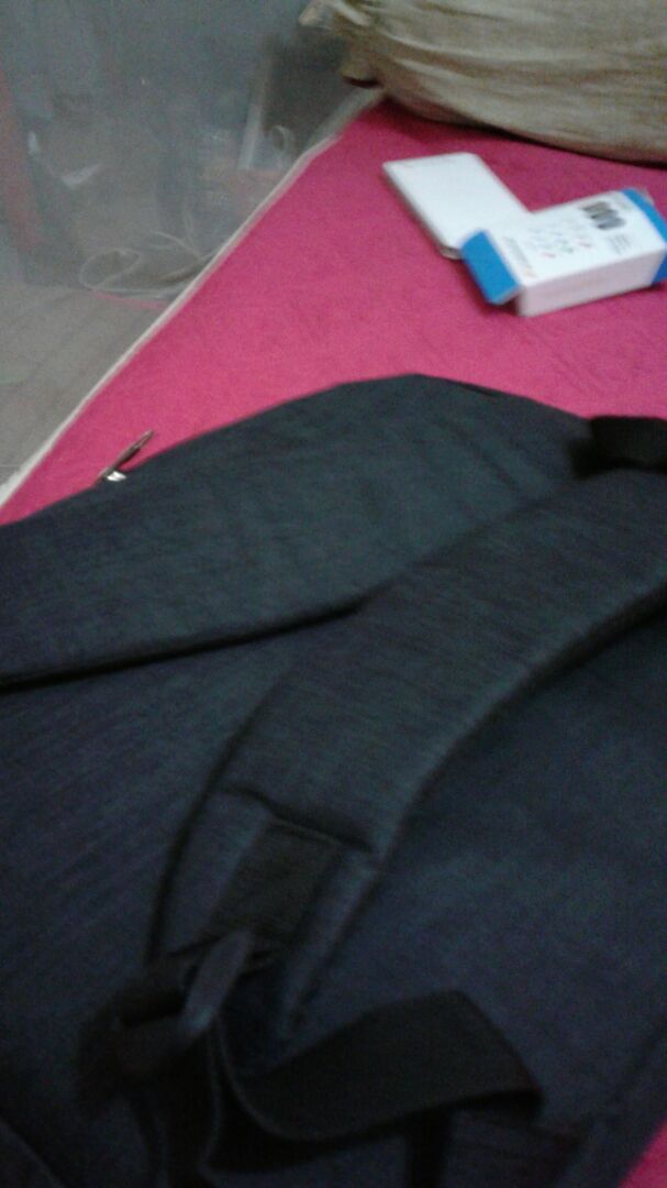 bền, đẹp, đã dùng đc một tháng hàng vẫn tốt. Các bác cứ an tâm mua nha. cám ơn shop nhiều lần sau sẽ ủng hộ tiếp