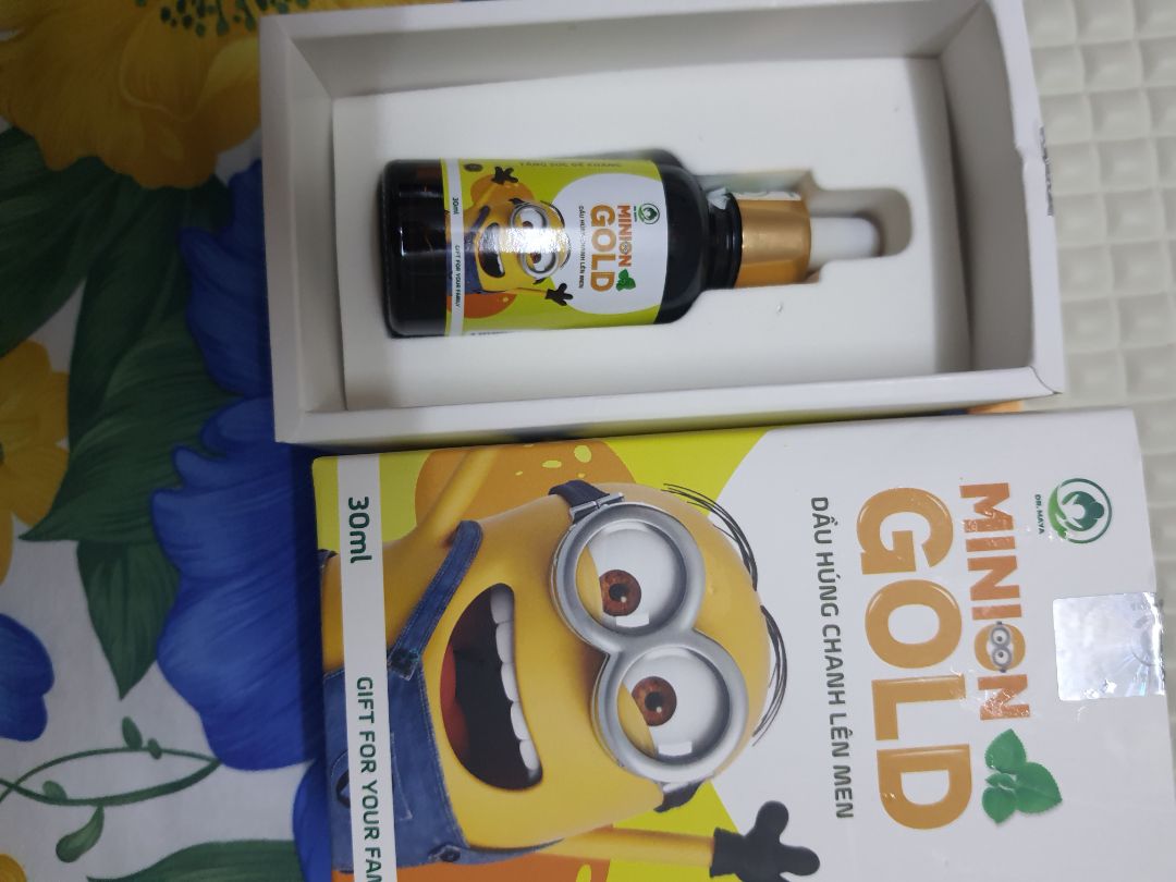 tinh dầu húng chanh có vị ngọt, pha loãng ra cho bé uống sẽ dễ hơn, hi vọng sẽ có hiệu quả với bé