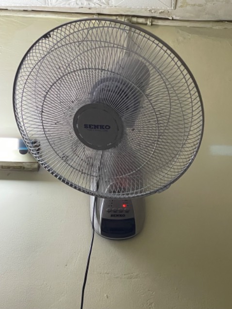 Rất tiện, mát, mình mua theo Ba mẹ chỉ nên rất ok. Rất tiện, mát, mình mua theo Ba mẹ chỉ nên rất ok.