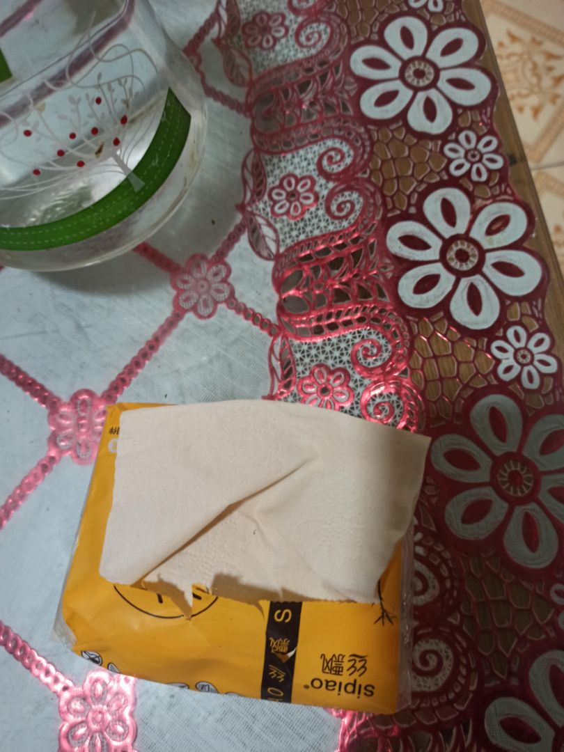 giấy dùng cũng được, gói giấy nhìn chắc chắn, ko ọp ẹp như trước mua ở shop khác