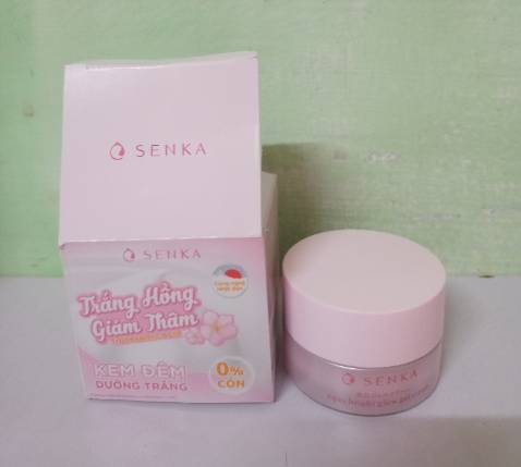 Sản phẩm rất tốt,mình đã dùng ban đêm,sáng dậy thấy da mướt và mịn màng, shipper của Tiki rất vui vẻ,giao hàng rất chu đáo