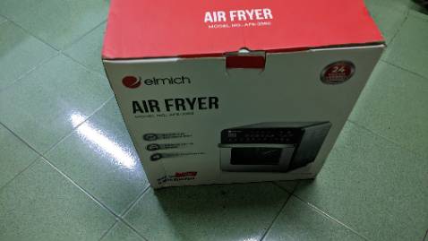 Hàng mới nhưng đã bốc hộp.  đóng gói hàng ko kỹ thùng bị móp rất may máy ko bị sao.mong shop đóng gói cẩn thận.