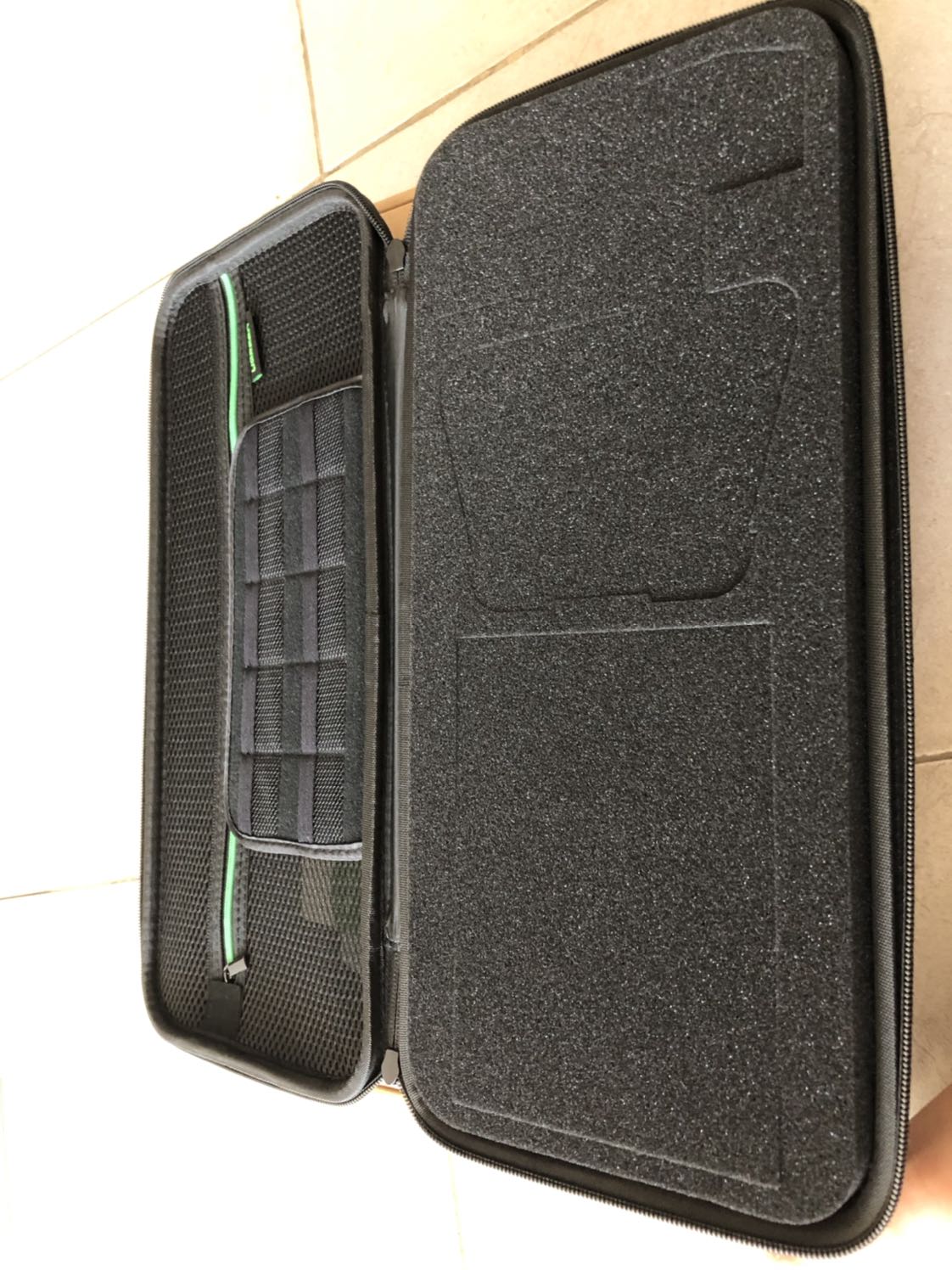 Được thiết kế khá chuẩn cho nintendo sưitch, đường may đẹp không bị lỗi. Gọn gàng và dễ mang đi hơn cái cũ