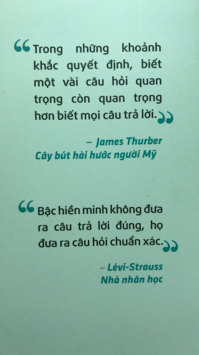 Sách rất hay !!! mình nghĩ tất cả mọi người , dù là ai hay vị trí nào cũng có thể cuốn sách này nếu bản thân muốn thay đỗi phương pháp giao tiếp hiệu quả hơn bằng cách đặt câu hỏi . 
Ngôn từ dễ hiểu , hướng đến trọng tâm . 
Tiki : tôi luôn hài lòng với mọi sản phẩm và dịch vụ của Tiki . tôi luôn chọn được những cuốn sách hay và phù hợp nhờ xem lượt mua và review của độc giả . Cảm ơn tiki , alpha books , nhà xuất bản  lao đông - xã hội và Thu thảo dịch , những người riview sách có tâm để tôi có cơ hội tìm hiểu cuốn sách này