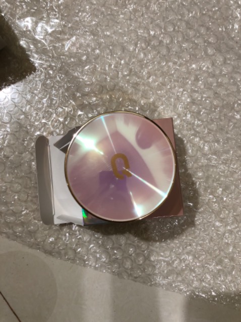 Hàng đẹp, tốt, chất lượng, đánh lên da rất căng và bóng thích hợp cho da ngăm, hàng giao nhanh, shipper thân thiện, xứng đáng được 5 sao. mình sẽ mua lại lần hai.