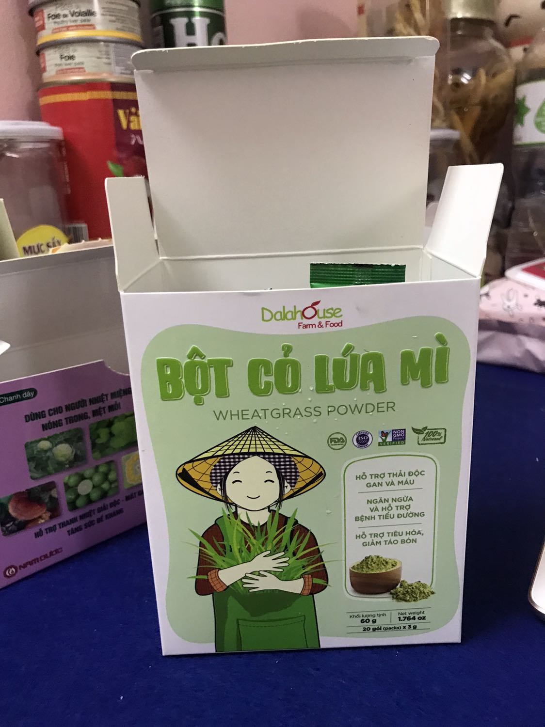 Lần đầu mua sản phẩm.  Nhan viên tiki giao nhanh. Hộp in ấn moi chi tiết rât rõ ràng, bắt mắt. Nhìn dê thương. Va có lẽ cũng la một sản phâm tôt đê mn nên mua sử dụng. 😍😍😍 chac chắn se ủng hộ shop!