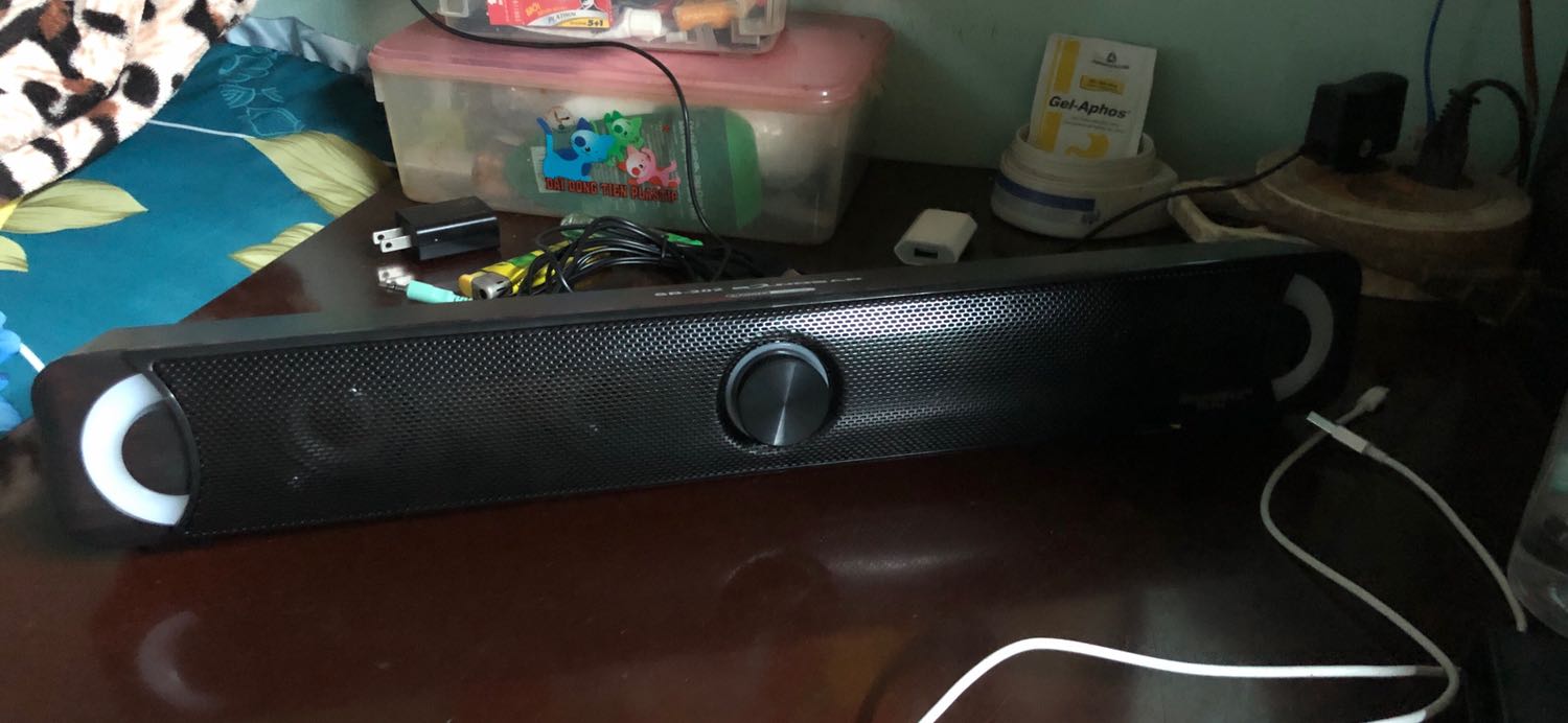 1 sao cho tiki giao hàng cực nhanh ( đặt tối hôm qua sáng nay đã giao )
Loa ổn trong tầm giá thấp. Led ổn, sau 15p *** nhạc thì nghe trong trẻo, bass bình thường k đặc biệt lắm. Nguồn usb nhưng k có dock kèm theo. Đóng Gói chắc chắn. Giá thấp như này thì ổn rồi. Mua về trang trí cho góc PC thì đẹp miễn bàn . Done 1 sao cho tiki giao hàng cực nhanh ( đặt tối hôm qua sáng nay đã giao )
Loa ổn trong tầm giá thấp. Led ổn, sau 15p *** nhạc thì nghe trong trẻo, bass bình thường k đặc biệt lắm. Nguồn usb nhưng k có dock kèm theo. Đóng Gói chắc chắn. Giá thấp như này thì ổn rồi. Mua về trang trí cho góc PC thì đẹp miễn bàn . Done