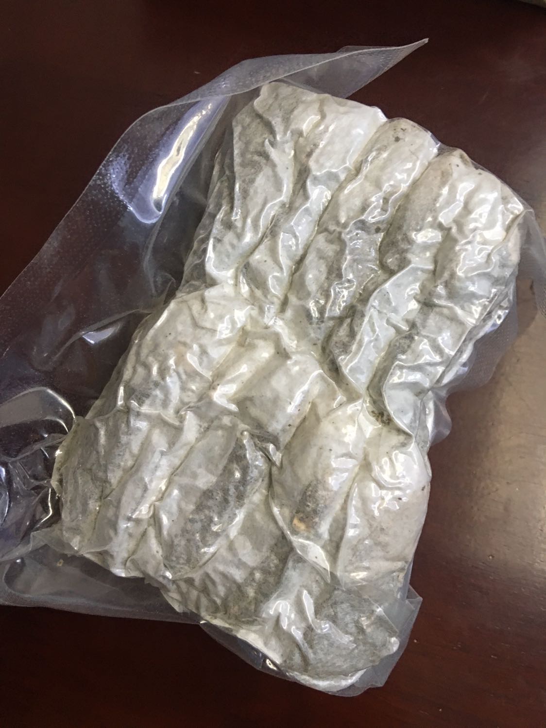 Nhận hàng đúng thời gian dự kiến. Đóng gói cẩn thận. Chưa sử dụng nên chưa biết như thế nào. Nói chung rất thơm.
Zzz zzd. F a d j k a