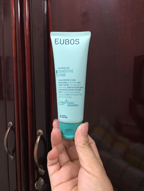 Trc mua loại 25ml dùng thử ok, mua tuýp lớn cho tiết kiệm. Shopmall chính hãng, chất lượng