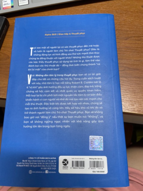 Giá sách 169k mà đăng bán 209k