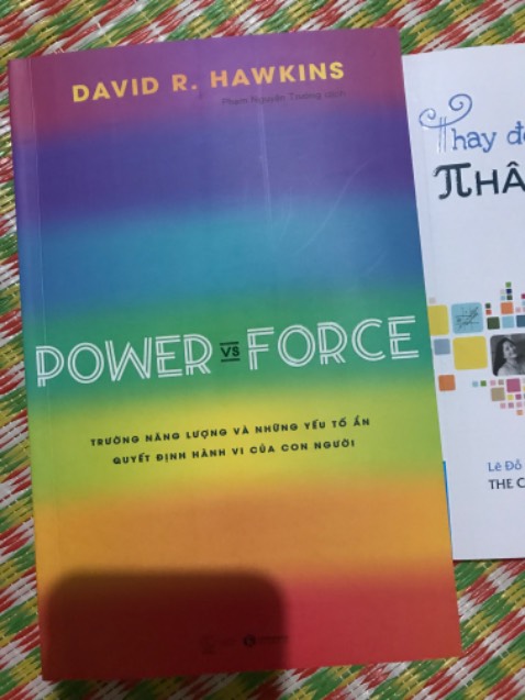 Không nghĩ là giao hàng nhanh đến vậy. 11h30 đặt, 13h30 nhận được sách. Chất lượng sách oke ạ.