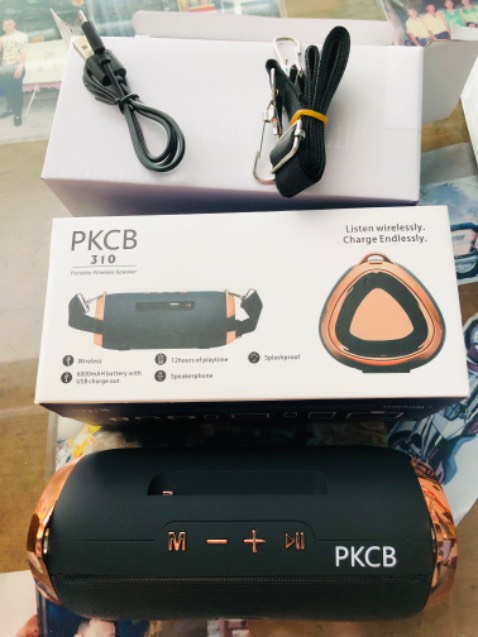 Loa mở  max  hơi bi méo tiếng,nút cộng trừ kg phải là âm lượng mà nhấp vô nó qua clip khác khi đang xem youtube.tạm dùng thì vẫn ok