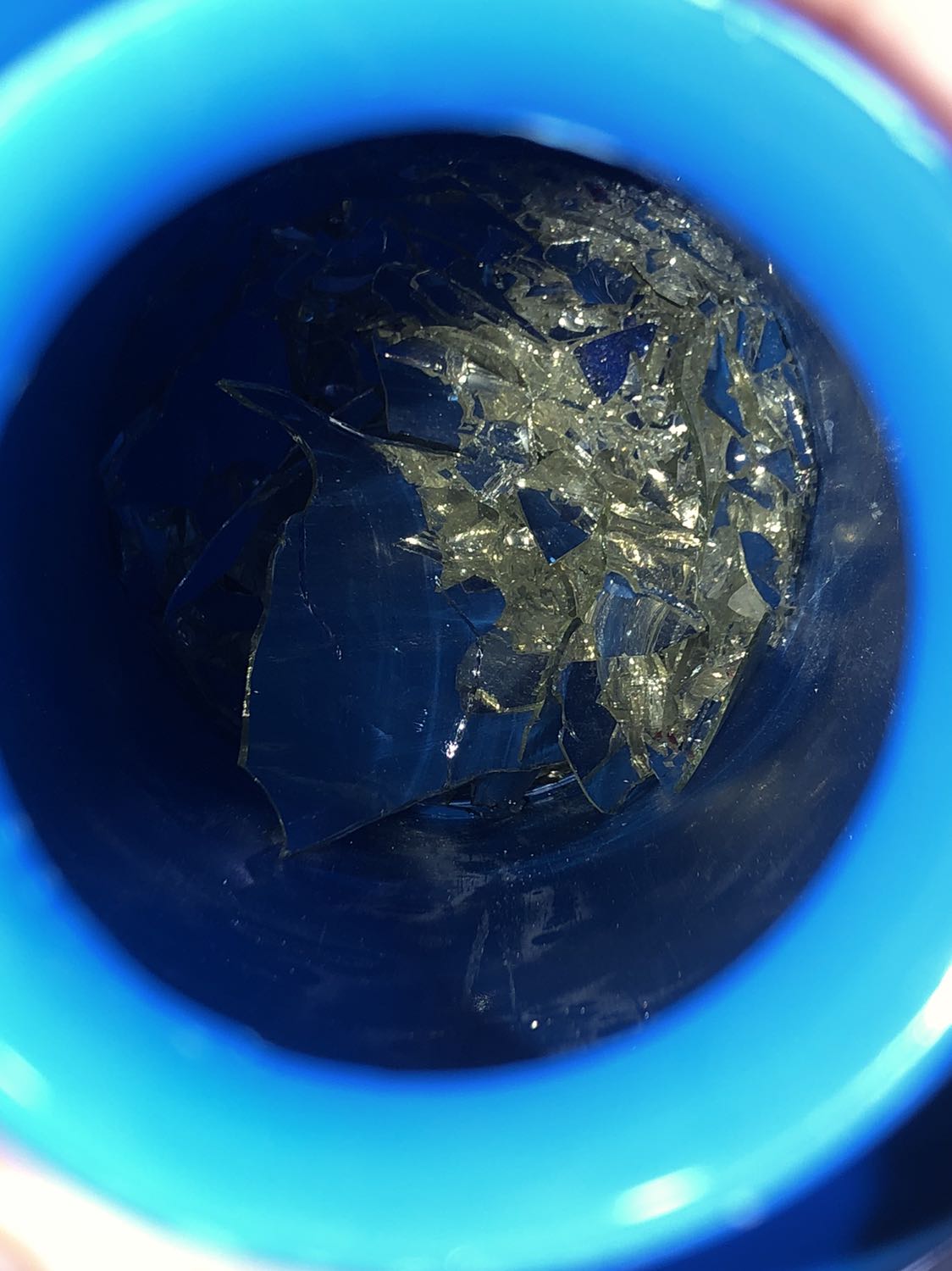 Mình vừa đặt tiki now vì cần gấp mà mấy bạn giao vầy chết rồi, giờ mà đổi trả khi nào các bạn mới giải quyết, tôi thấy bị phiền quá