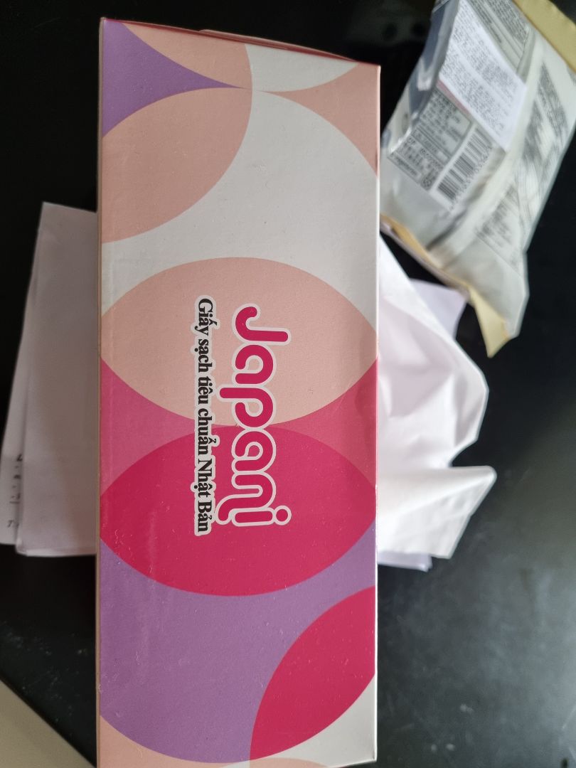 giao nhanh , giấy mềm mịn dai, giá khá tốt.đã mua lần thứ 2 và sẽ tiếp tục ủng hộ