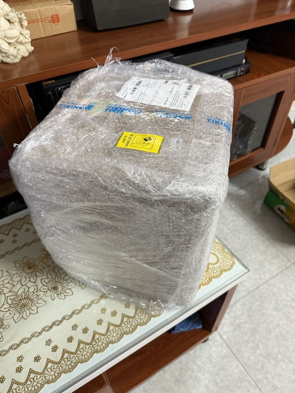 Hàng chuẩn hãng
Nhìn xịn xò
Đóng gói chắc chắn
Giao hàng nhanh