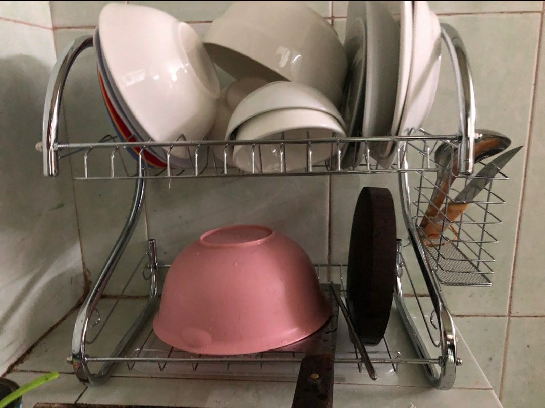 kế khá chắc chắn. đóng gói cẩn thận, giao hàng nhanh. rất xinh xịn. đáng đồng tiền, nên mua ạ