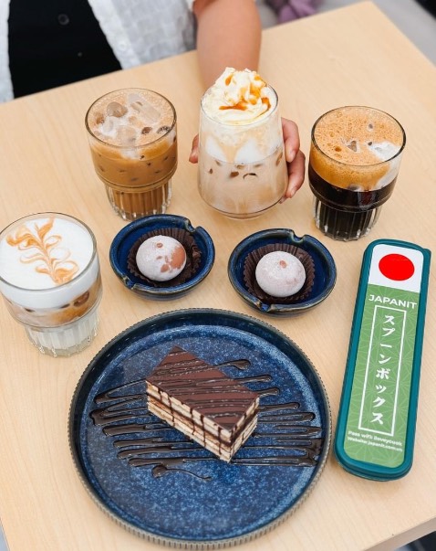 Cực kỳ hài lòng
Sản phẩm có chất lượng đúng như mô tả, đóng gói chắc chắn, rất đáng tiền, giao hàng nhanh. 
P/s: Không có thời gian chụp hình nên mình lấy đỡ hình trên mạng up