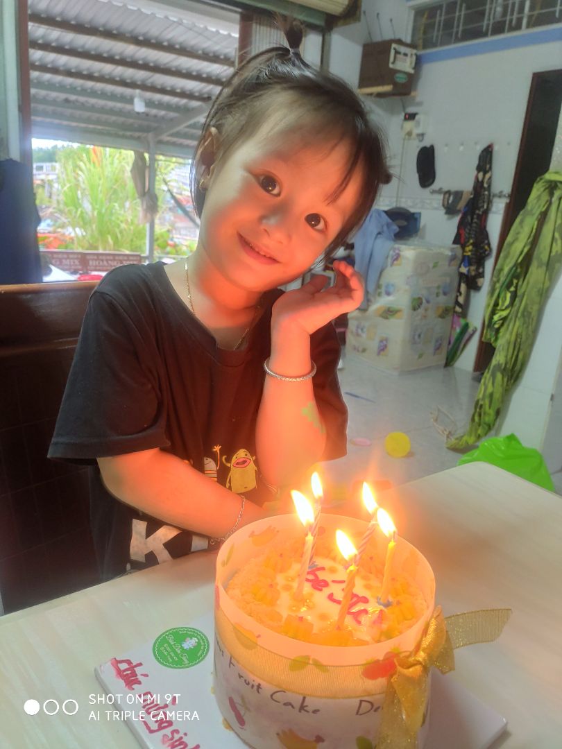 vải thưa .sấu sM mà rộng như xl vậy.