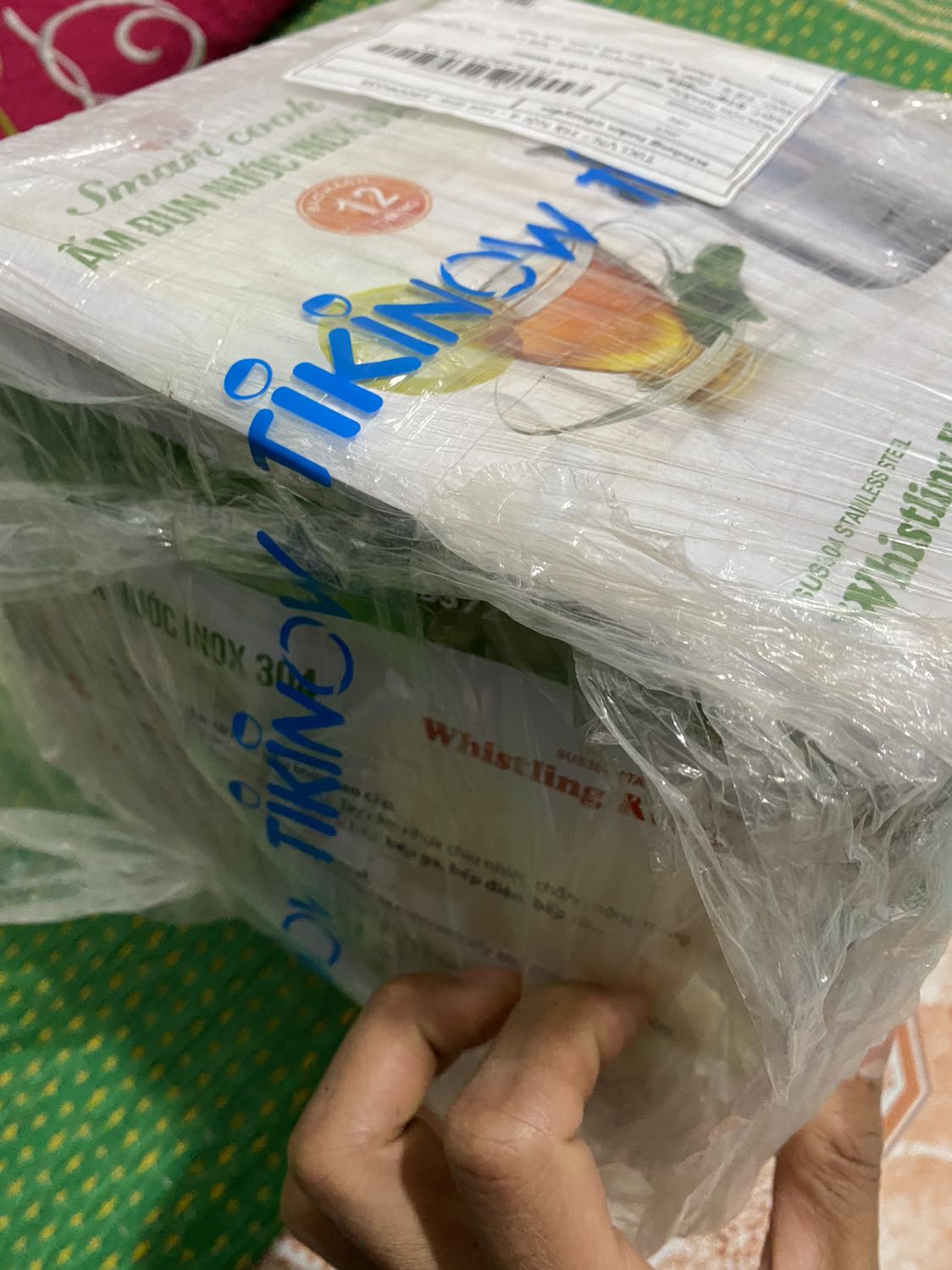 Lần đầu tiên đánh giá 3 sao , đóng gói quá tệ , móp méo , nhưng không ảnh hưởng tới chất lượng bên trong .