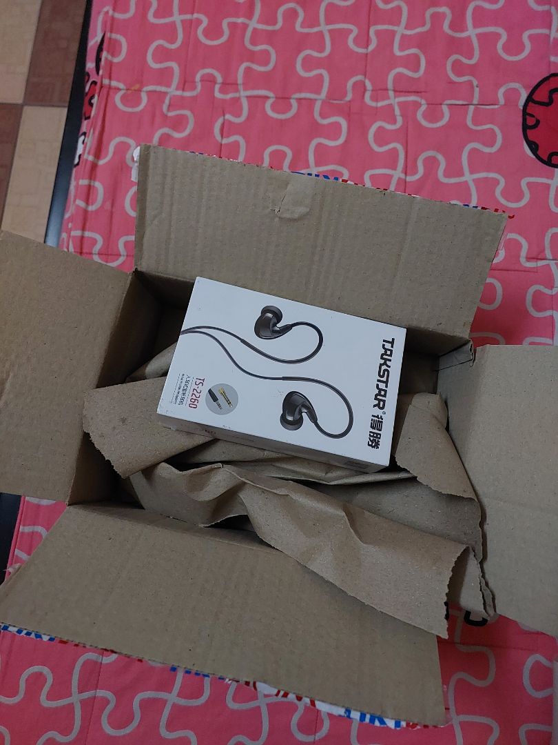 Nghe tốt, dễ đeo. Gói hàng bao kĩ