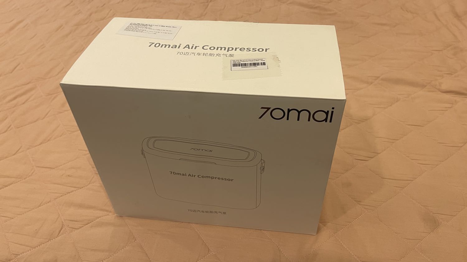 Tôi nhận hàng đã bị xước bề mặt của sản phẩm như hình. Ko rõ hình thức đổi trả thế nào vậy?