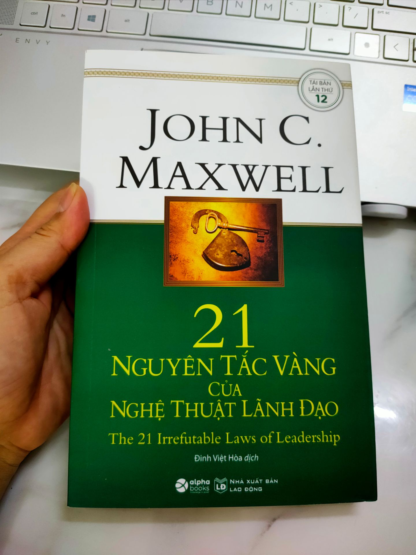 sách đóng gói cẩn thận, giao hàng nhanh rất hài lòng 👍