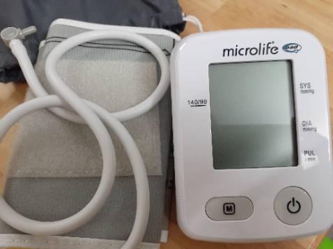 Máy đo chính xác,  dễ đọc kết quả,  dễ sử dụng.  Giao hàng nhanh