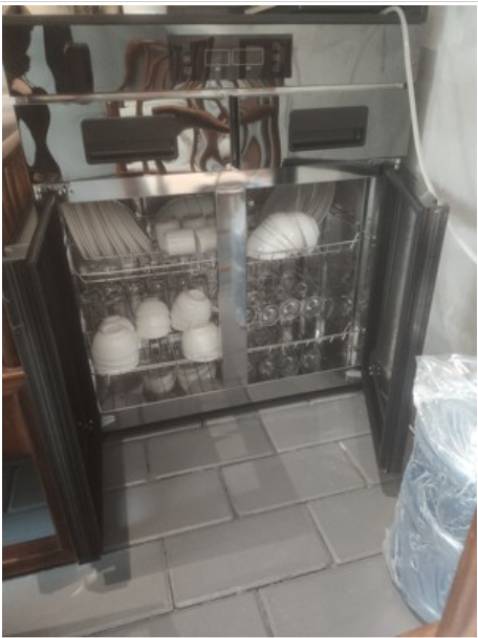 to đẹp, chắc chắn để đc rất nhiều bát đĩa luôn, làm luôn kệ bát đĩa, hàng bọc rất cẩn thận gia cố bằng các thanh gỗ tránh va đập, sấy mạnh siêu khô ráo, b shop tư vấn nhiệt tình và hỗ trợ khách rất nhiều, mua hàng trên trên mạng mà ưng tuyệt đối