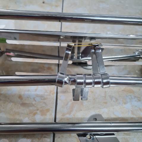 Sản phẩm trong hình thì đẹp, giao hàng cho cái gãy cong vênh mỏng manh, trả hàng thì bảo quá 48h không xử lý. Niềm tin vào Tiki đã bị đánh mất. Sau mọi người đừng nghĩ hàng trên Tiki là tốt nha.