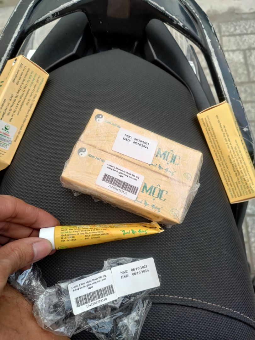 *** shop hô biến ngày sản xuất và hạn sử dụng luôn haizzz quá thất vọng về shop