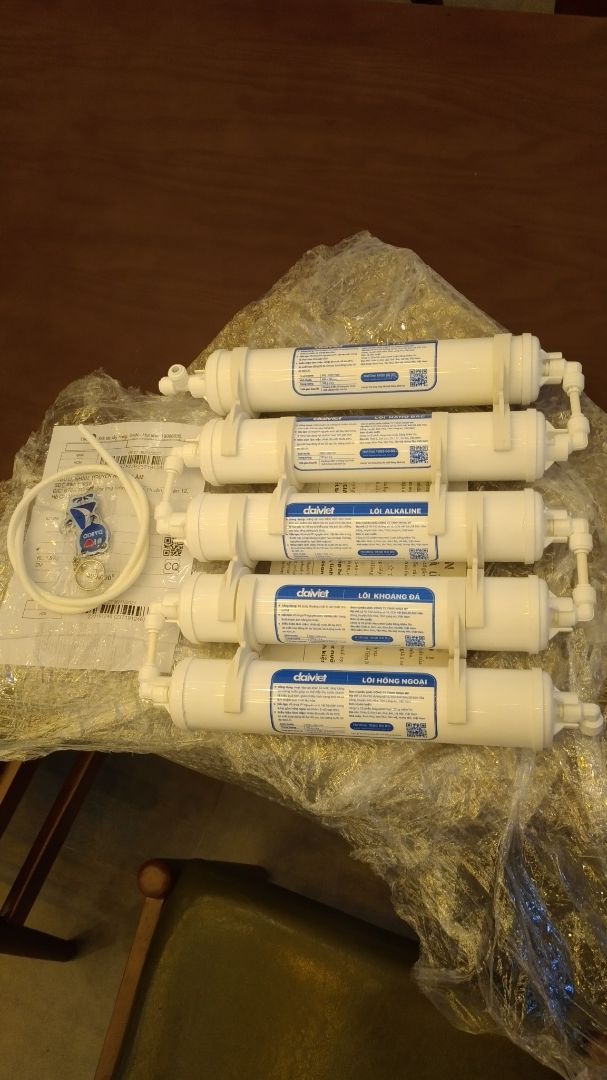 hàng đóng gói kỹ...chưa lắp đặt nên chưa biết chất lượng ra sao và vì giao hàng trễ giờ mà không thông báo nên tạm cho 4 sao....