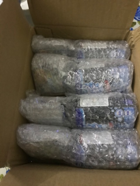 san pham cua Nhat xit len quan ao tao cam giac mat lanh de chiu trong luc lam viec nong buc ,do lanh giu lai tren nguoi cung kha lau mui thom bac ha that tuyet voi,hang dong goi can than rat cam on shop da chu dao voi khach hang