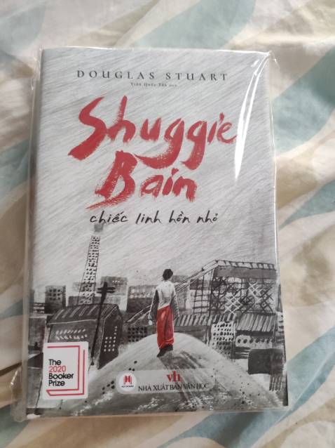 Gói hàng rất tốt. Đảm bảo quyển sách đẹp, không quăn góc. Màu sắc in ấn rõ ràng