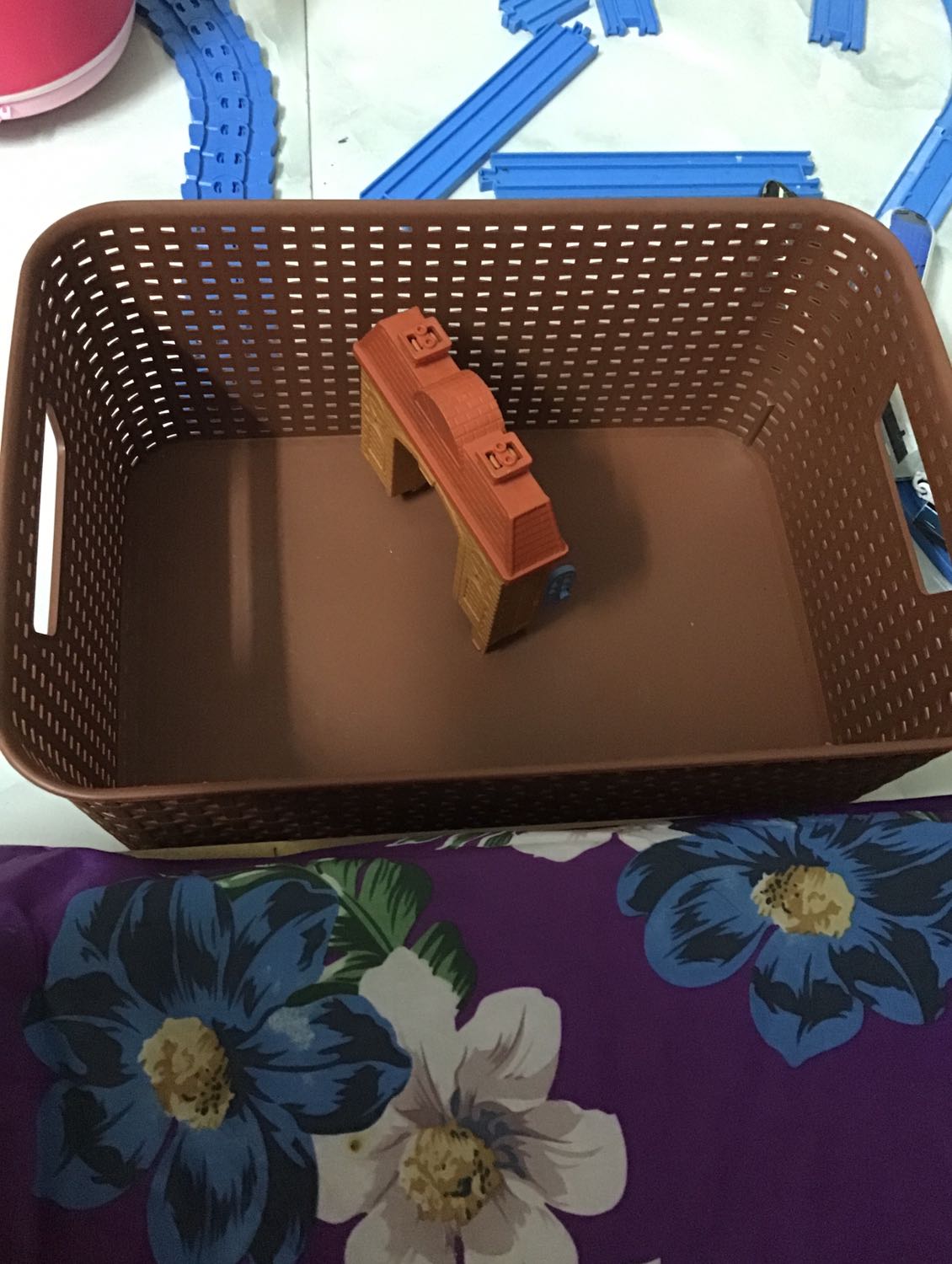 giỏ đẹp, cứng cáp, m đã mua 2 lần rồi