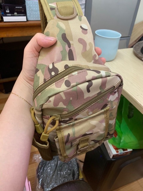 Túi đẹp nha, nhỏ gọn nhưng mang được rất nhiều đồ. Hàng đẹp giống mô tả không có gì phải chê