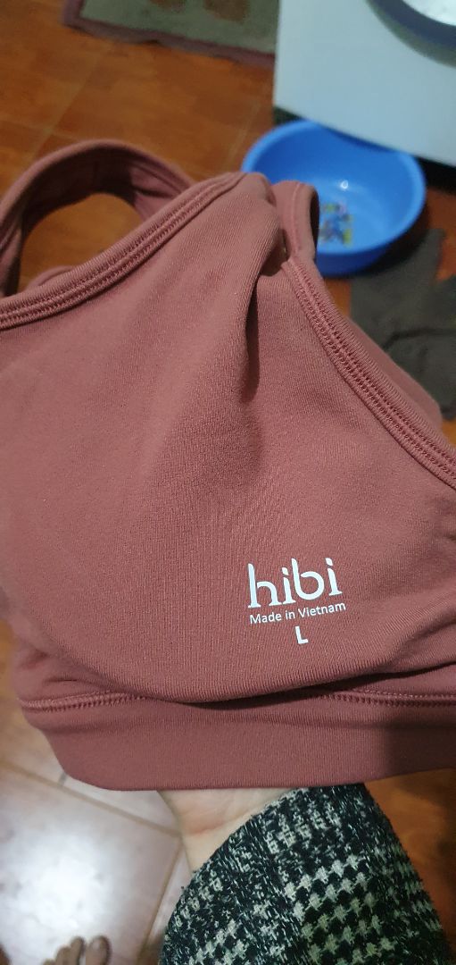 mút dày dặn . đẹp nâng ngực tốt. cực kì hài lòng với các sản phẩm của hibi