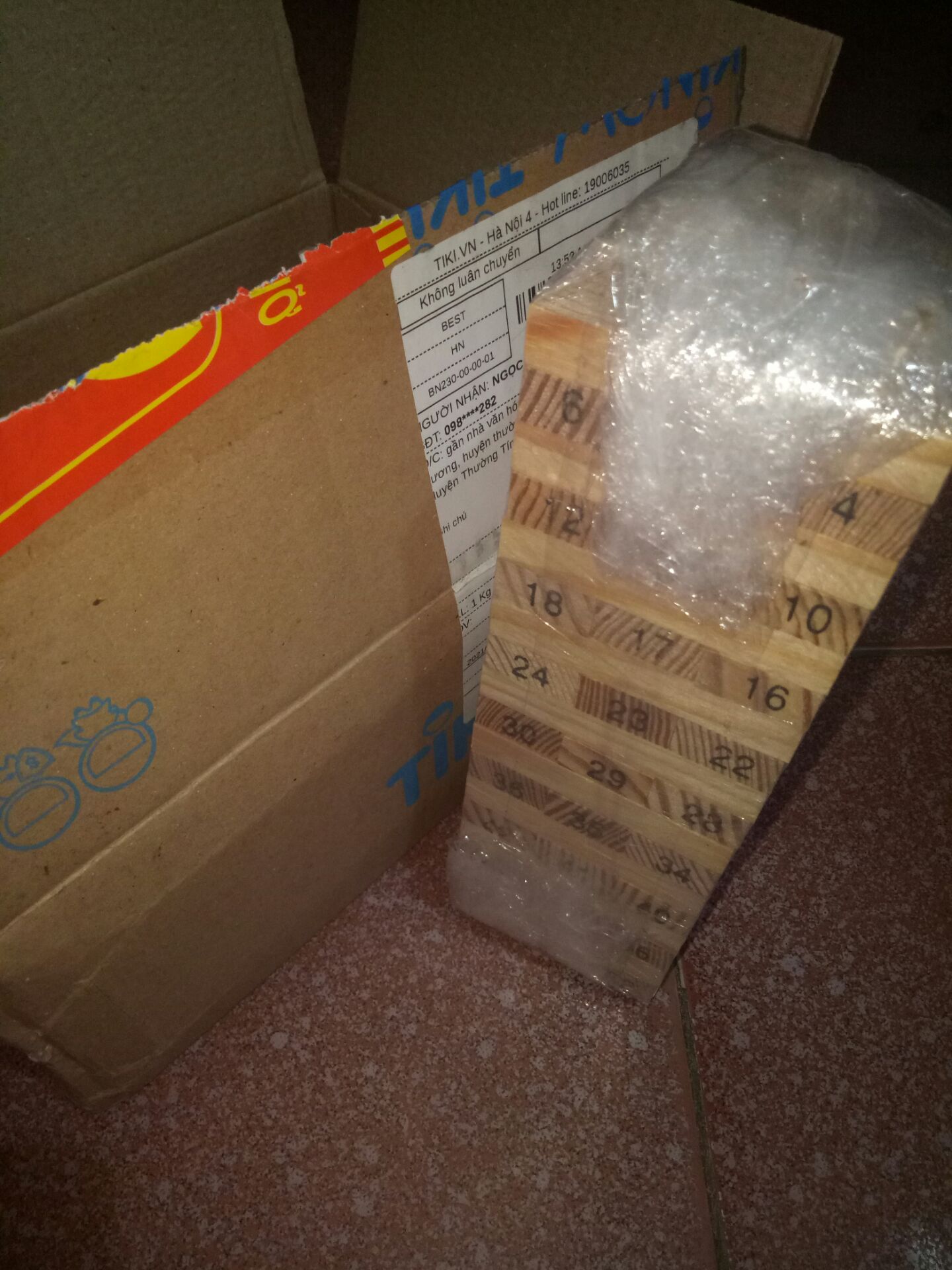 giao hàng nhanh,  sản phẩm gói kĩ càng, số đánh trên các thanh gỗ rõ, hàng ko bị chày xước giao hàng nhanh,  sản phẩm gói kĩ càng, số đánh trên các thanh gỗ rõ, hàng ko bị chày xước