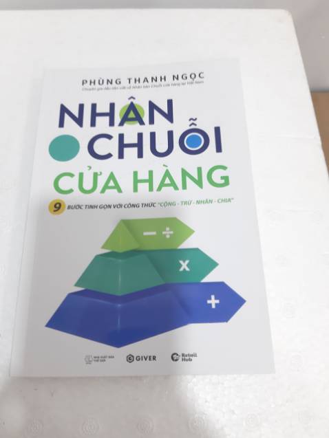Mình thích nhất phần Đào tạo nhân viên bán hàng 3x3x3, rất hữu ích, có thể áp dụng ngay để nâng cao kỹ năng chốt đơn cho nhân viên tại của hàng của mình.