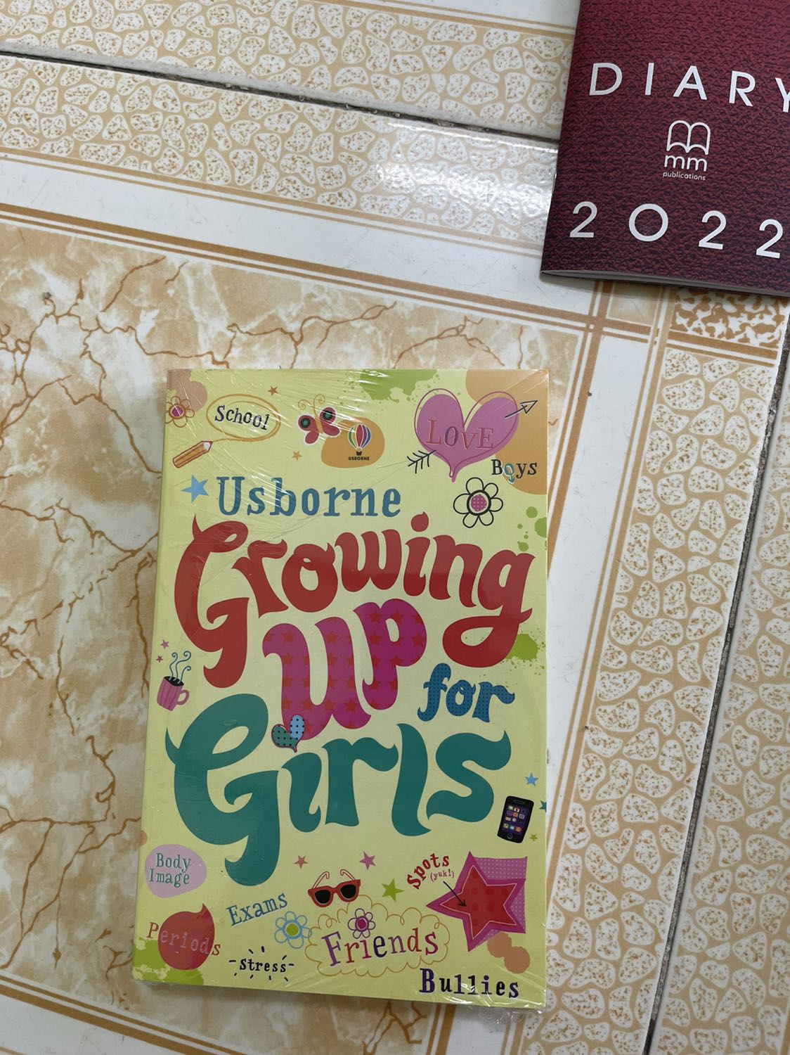 Sách đóng gói cẩn thận. Sách này mình tặng cho đồng nghiệp.