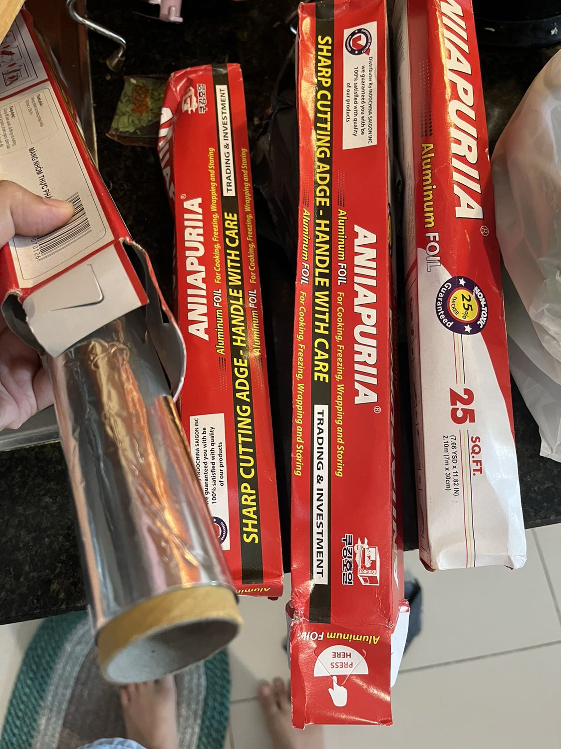 *** đảo nha mọi người. Mua Ringo mà giao loại khác. Mỗi cuộn có 1 xíu ah.