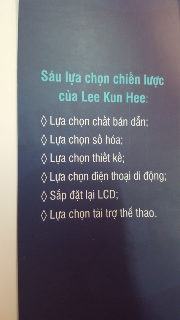 Sách rất hay, mình nghĩ đã biết được nhiều điều thú vị về Samsung cũng như học hỏi được nhiều điều từ chủ tịch Lee Kun Hee, giờ là fan hâm mộ của bác í luôn rồi :) . Cám ơn Tiki đã giao hàng nhanh.